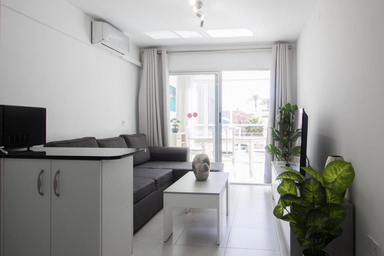 Apartment Near Beach - Niza 2B ベニドルム エクステリア 写真