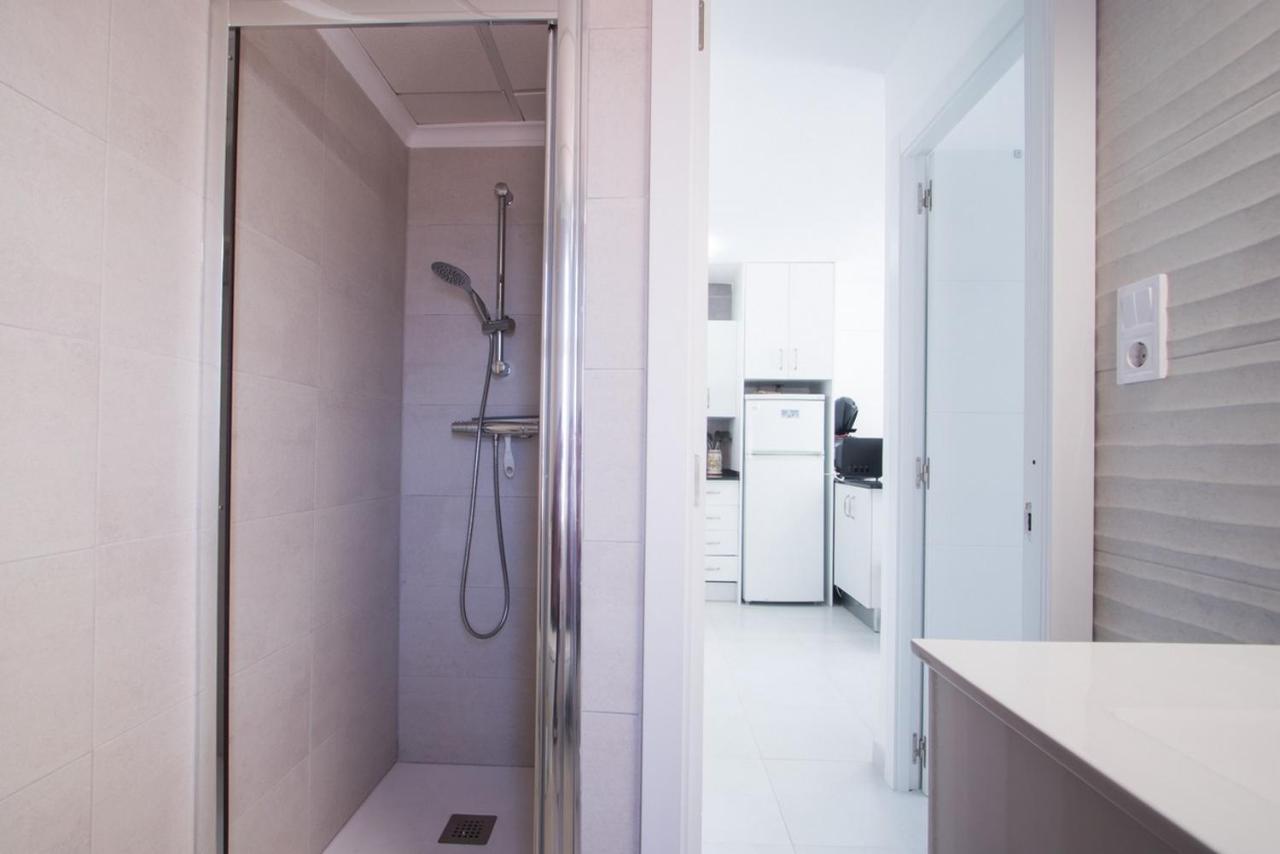 Apartment Near Beach - Niza 2B ベニドルム エクステリア 写真